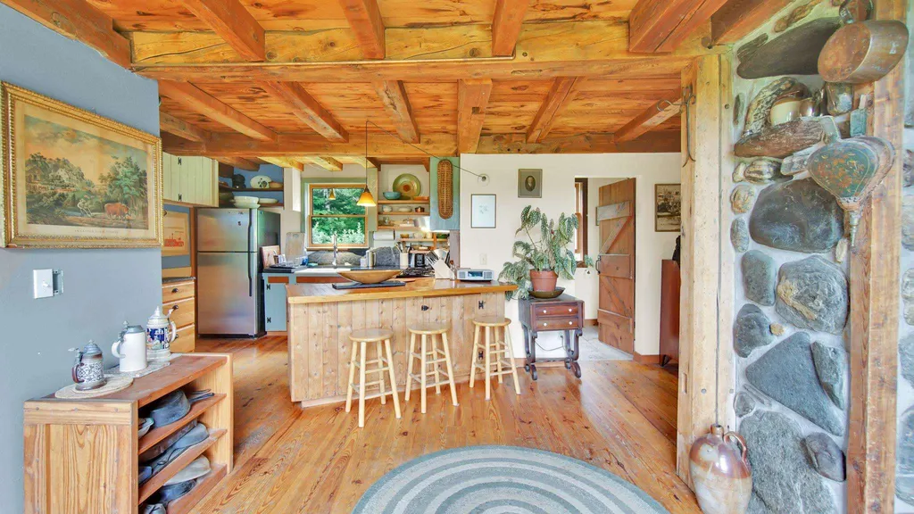 352 Applewood Road Warren VT 05674