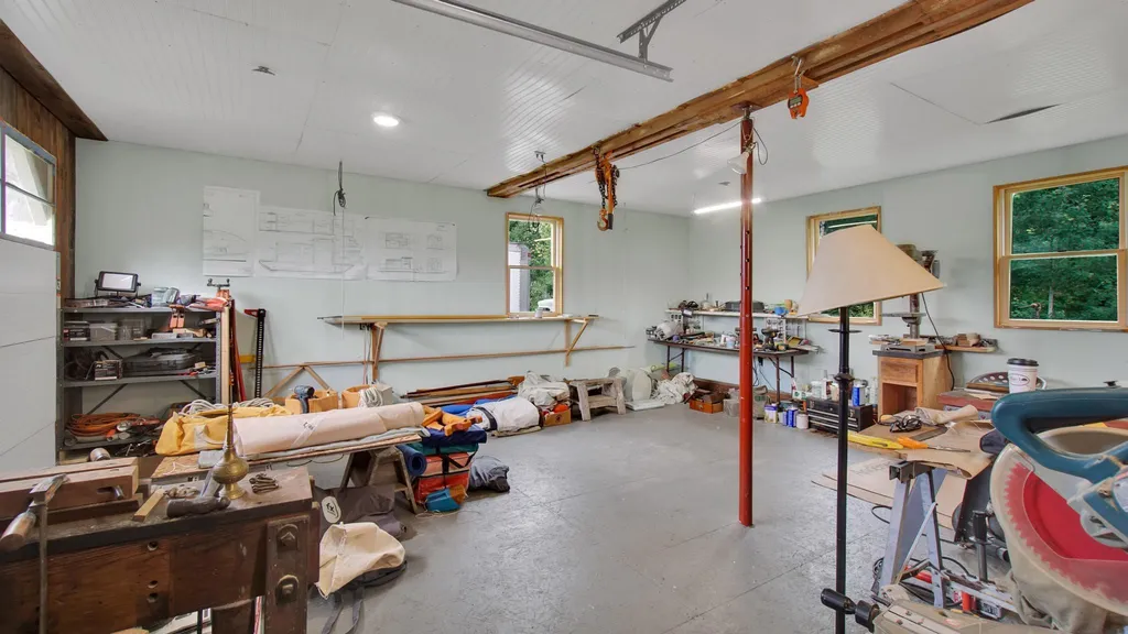 352 Applewood Road Warren VT 05674