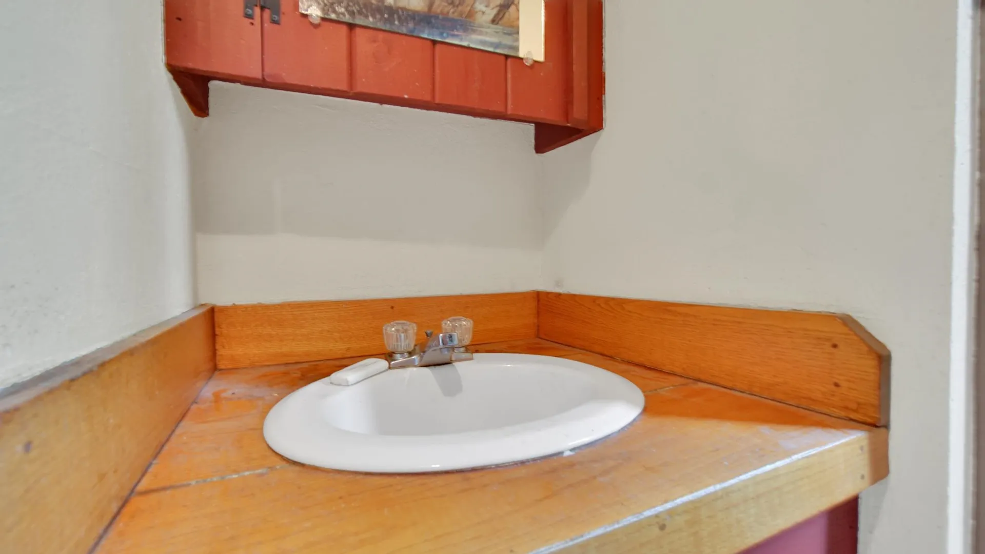 352 Applewood Road Warren VT 05674