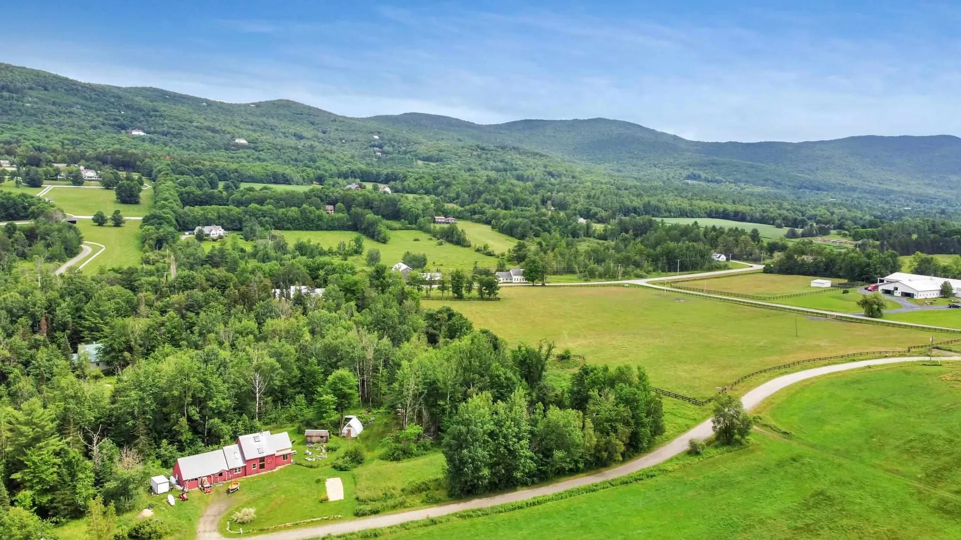 352 Applewood Road Warren VT 05674