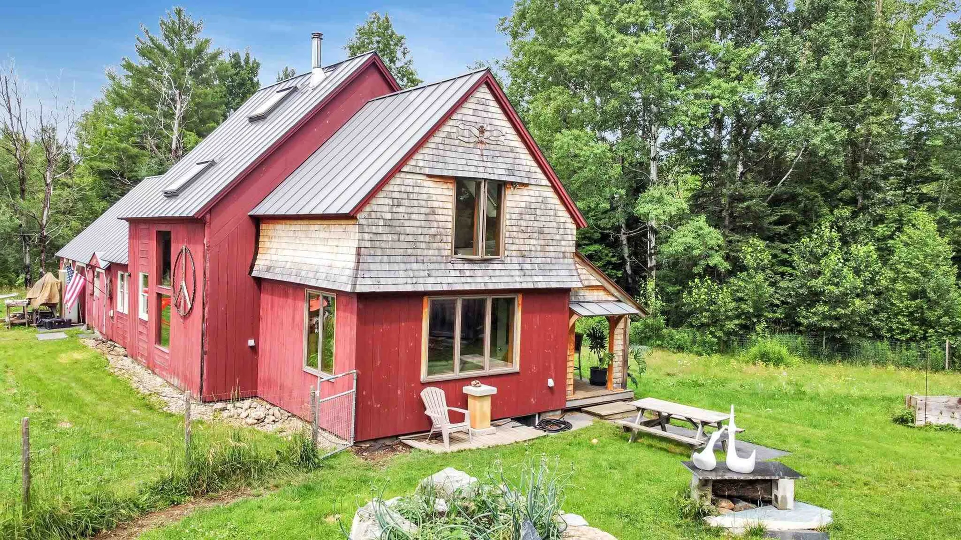 352 Applewood Road Warren VT 05674