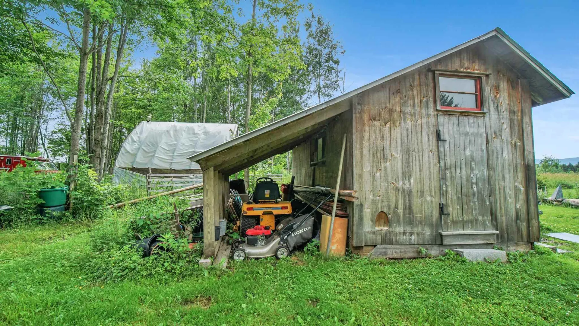 352 Applewood Road Warren VT 05674