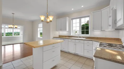 56 Nicklaus Circle South Burlington VT 05403