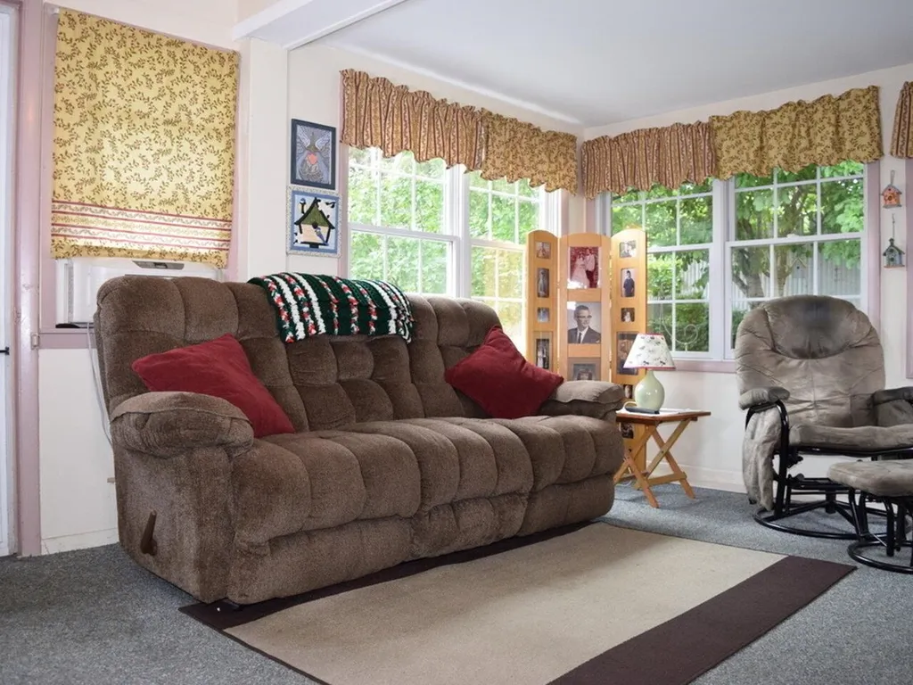 62 Linden Terrace Burlington VT 05401