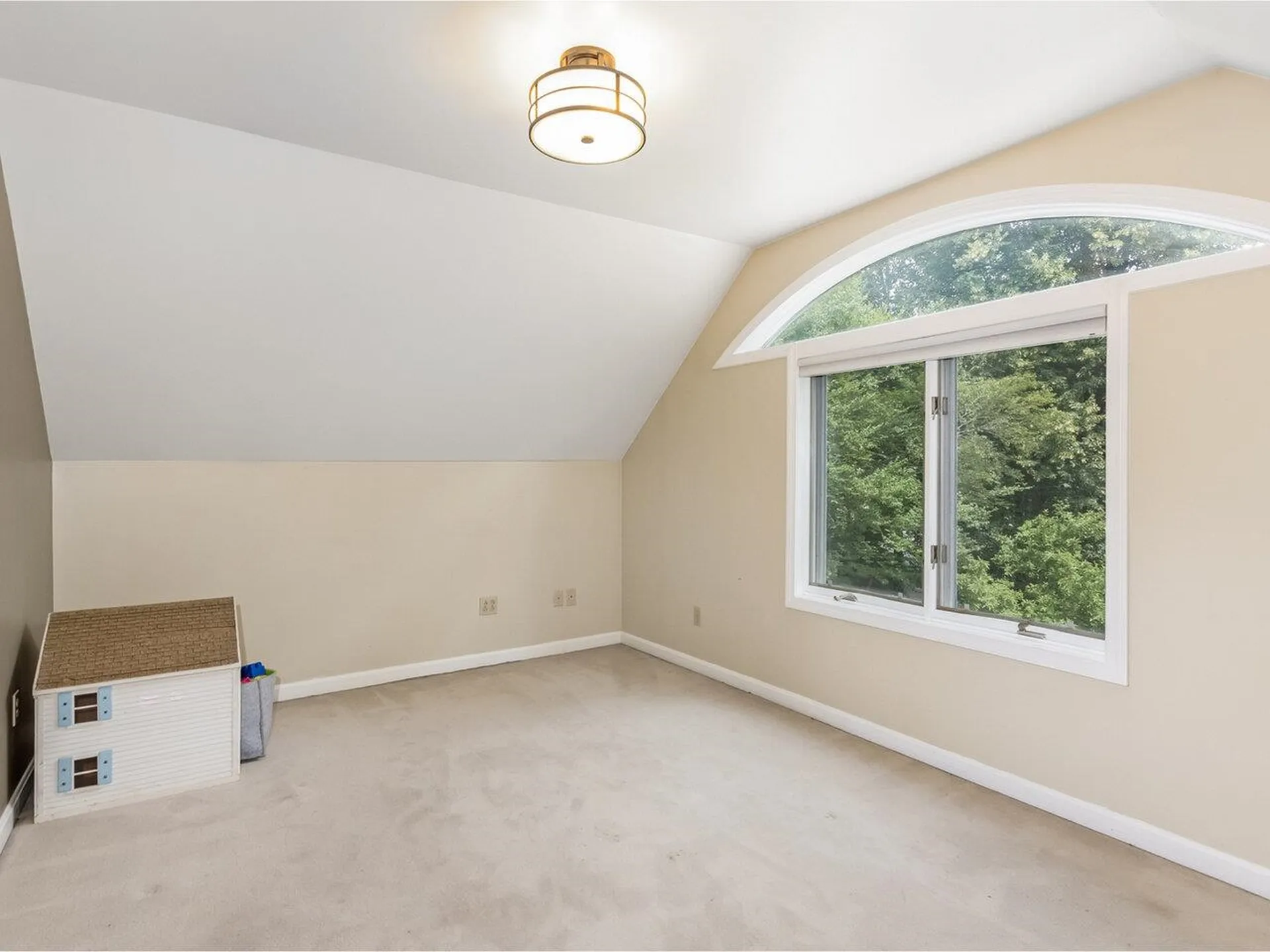 282 Joan Avenue Richmond VT 05477