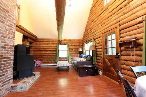 4826 Us Route 5 Barnet VT 05821