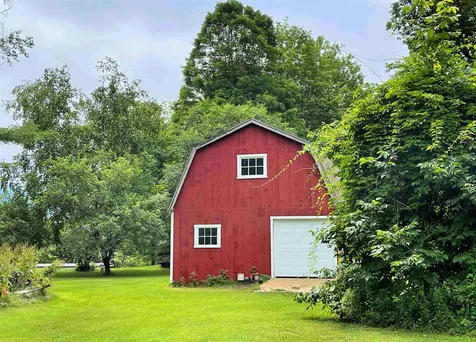 4826 Us Route 5 Barnet VT 05821