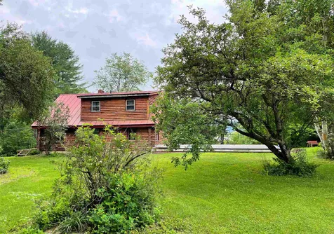 4826 Us Route 5 Barnet VT 05821