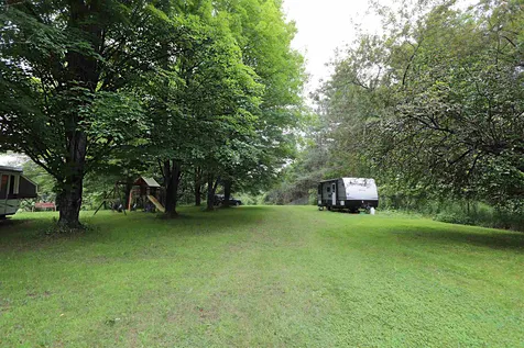 4826 Us Route 5 Barnet VT 05821