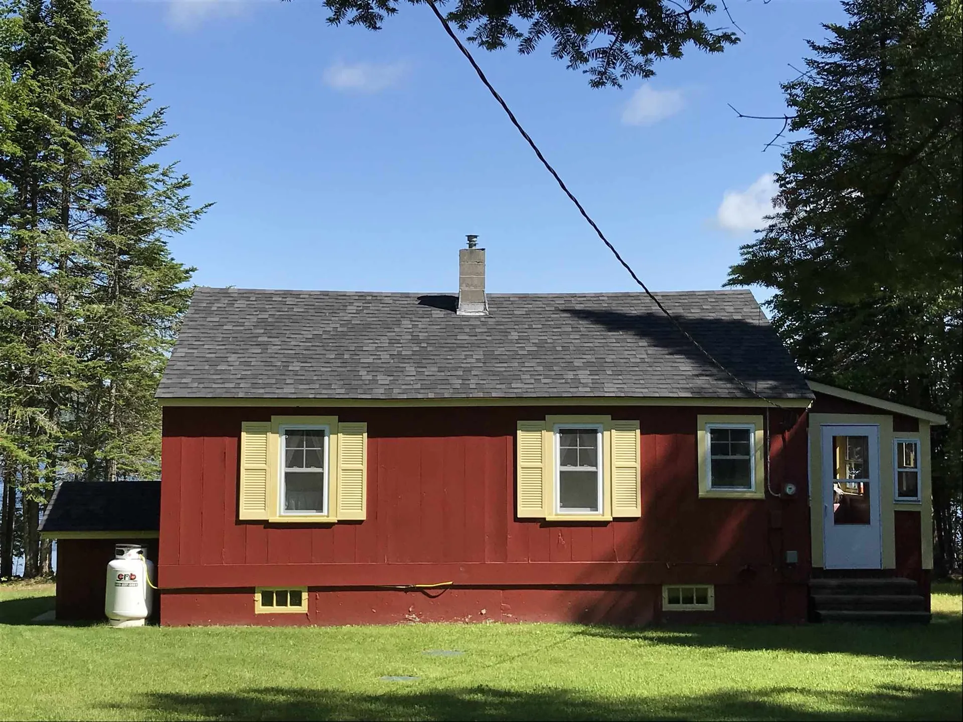 11 Hawes Road Pittsburg NH 03592