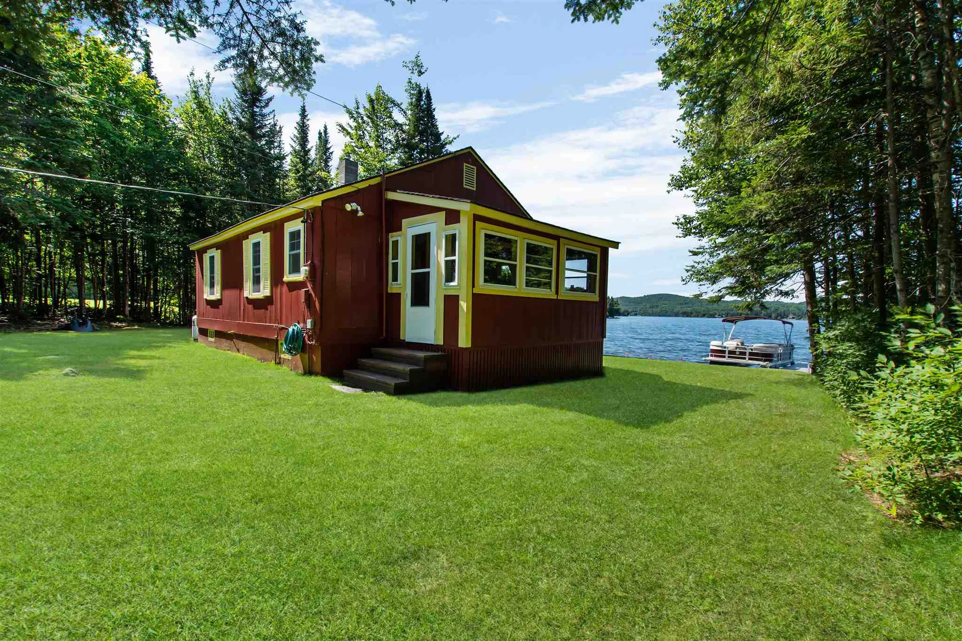 11 Hawes Road Pittsburg NH 03592
