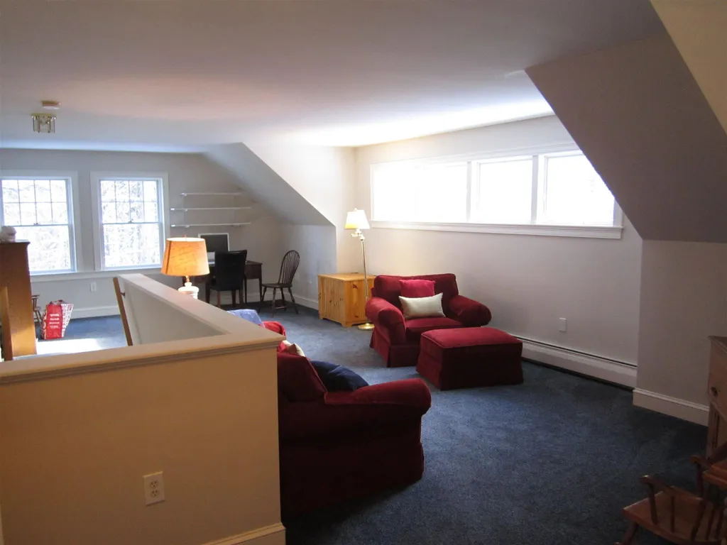 155 Sargent Road New London NH 03257