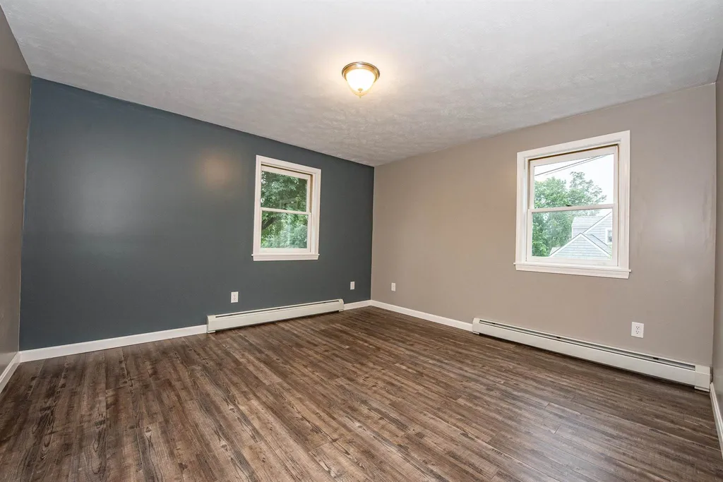 27 Mountain View Drive Tilton NH 03276