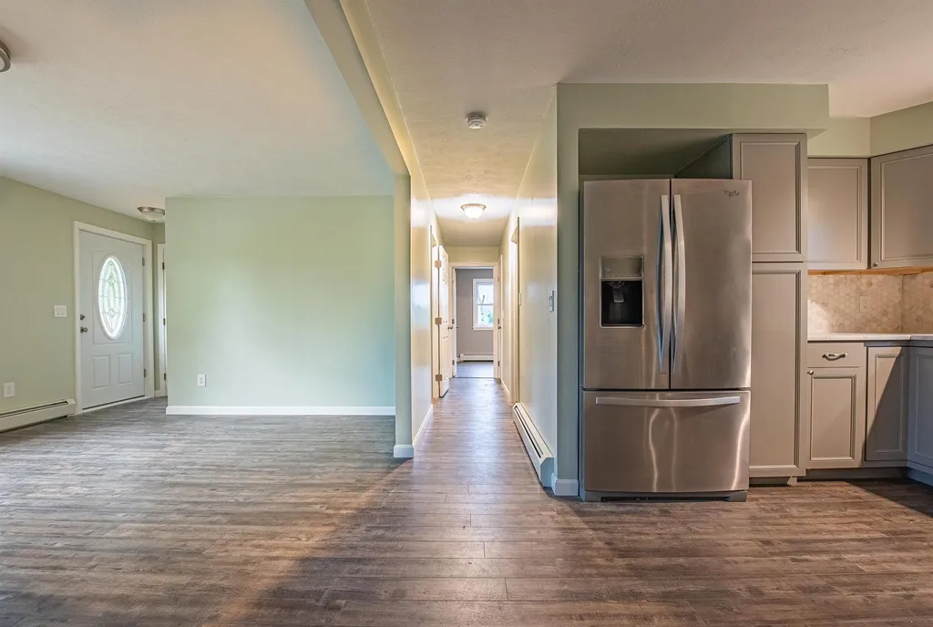 27 Mountain View Drive Tilton NH 03276