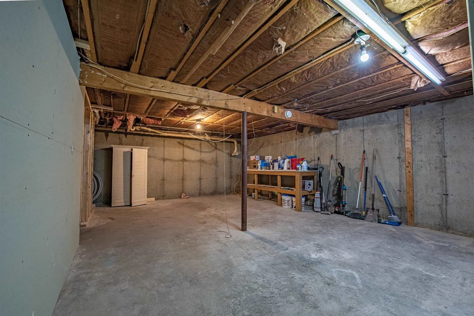 27 Mountain View Drive Tilton NH 03276