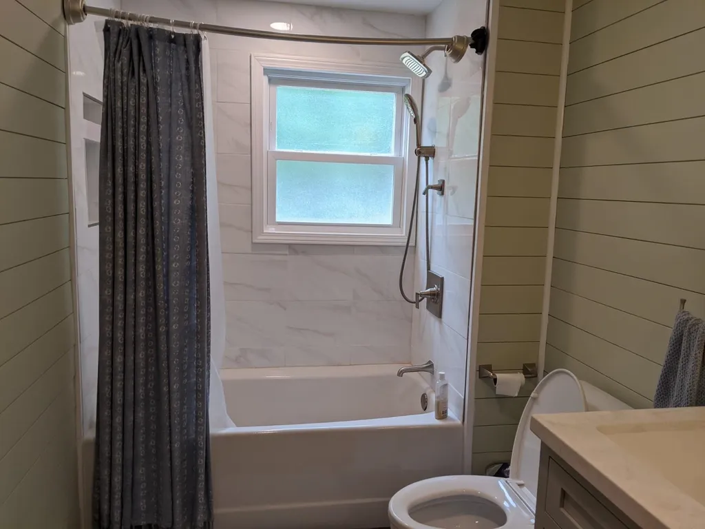 75 Bellamy Road Dover NH 03820