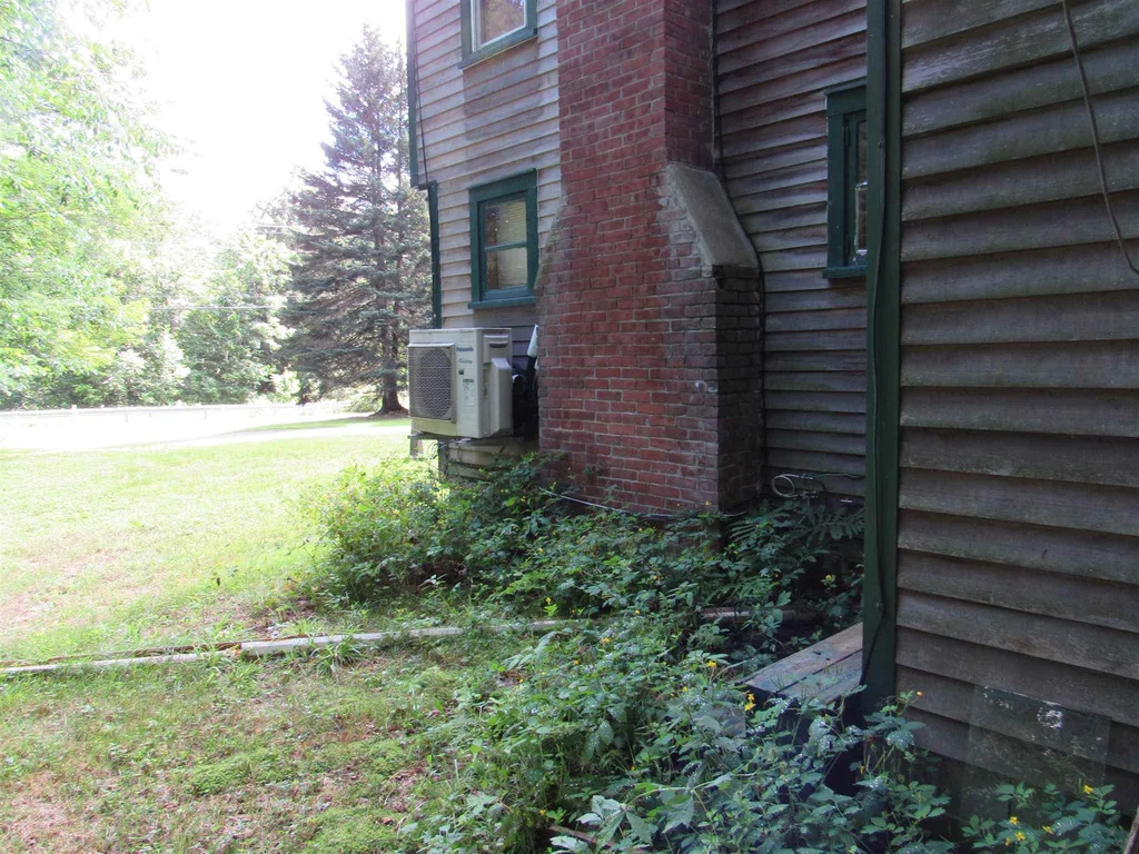 198 Peck Road Chester VT 05143