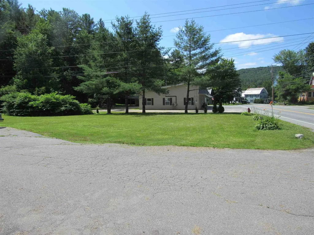 316 Depot Street Chester VT 05143