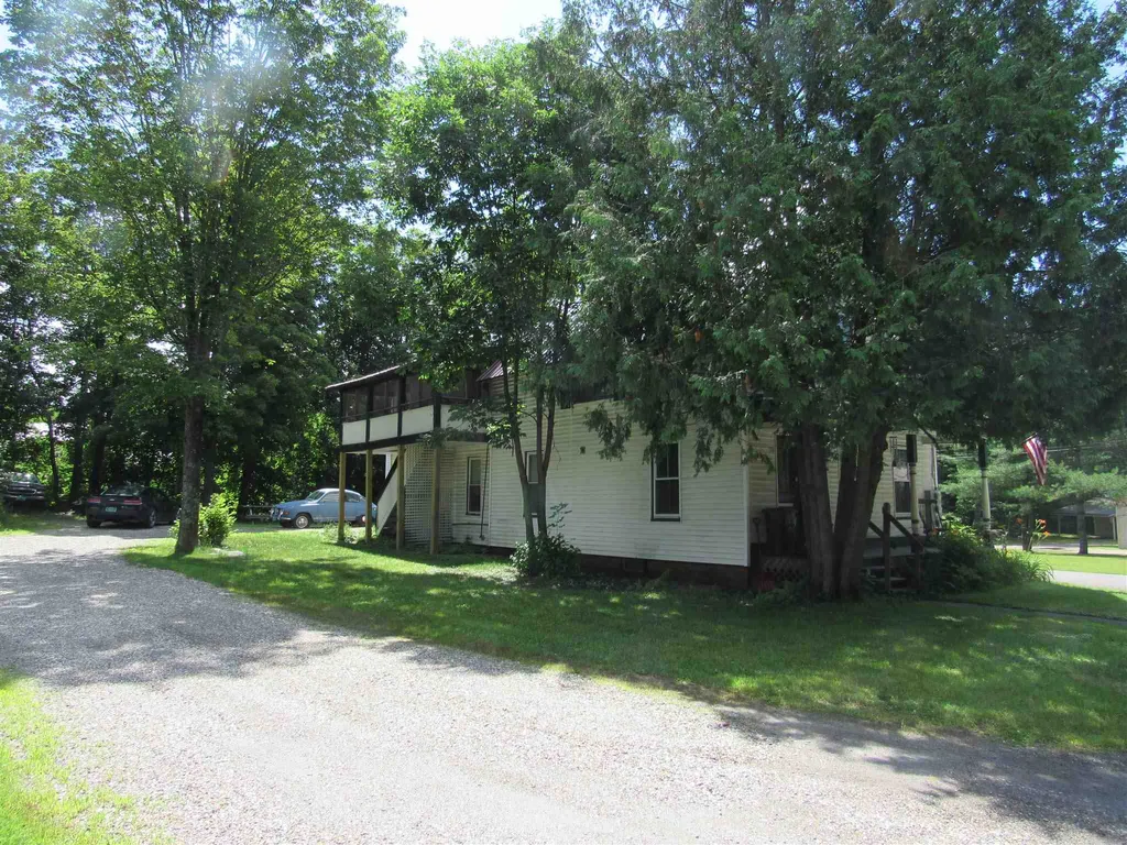 316 Depot Street Chester VT 05143