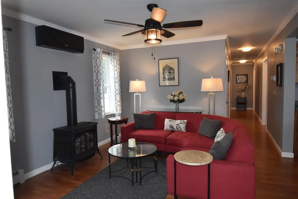 36 Griswold Drive Rutland City VT 05701