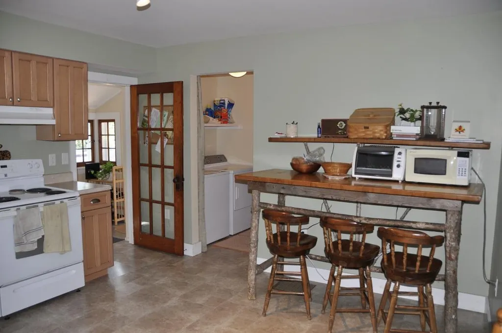 40 Middle Seymour Street Middlebury VT 05753