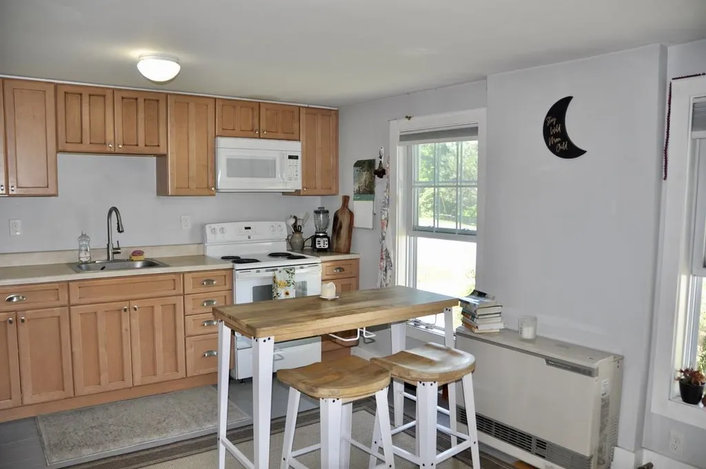 40 Middle Seymour Street Middlebury VT 05753