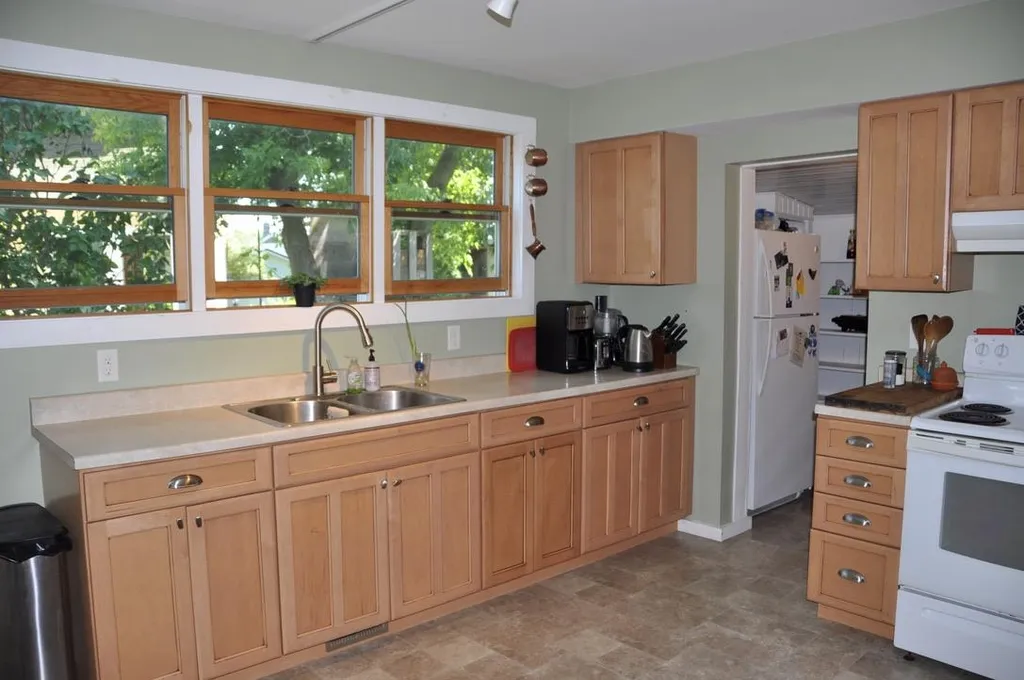 40 Middle Seymour Street Middlebury VT 05753