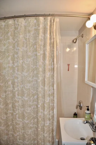 40 Middle Seymour Street Middlebury VT 05753