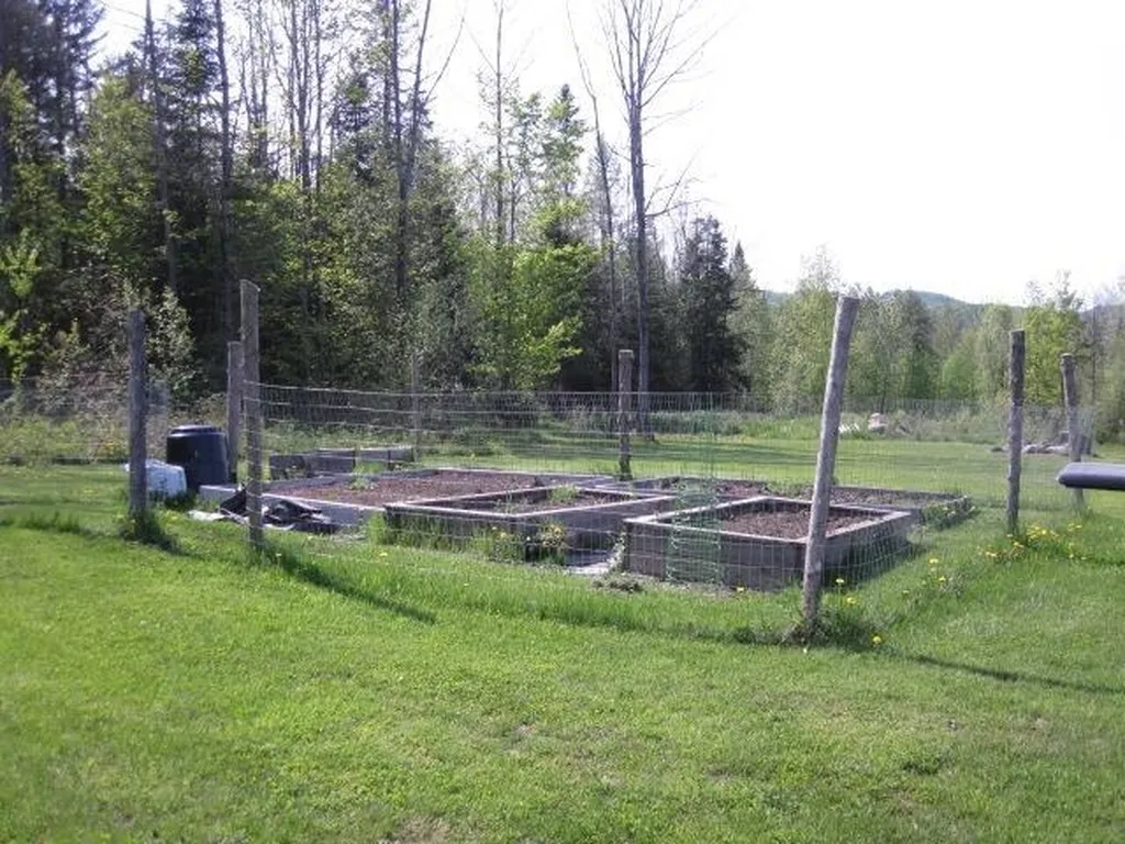 728 Dexter Mountain Road Glover VT 05839