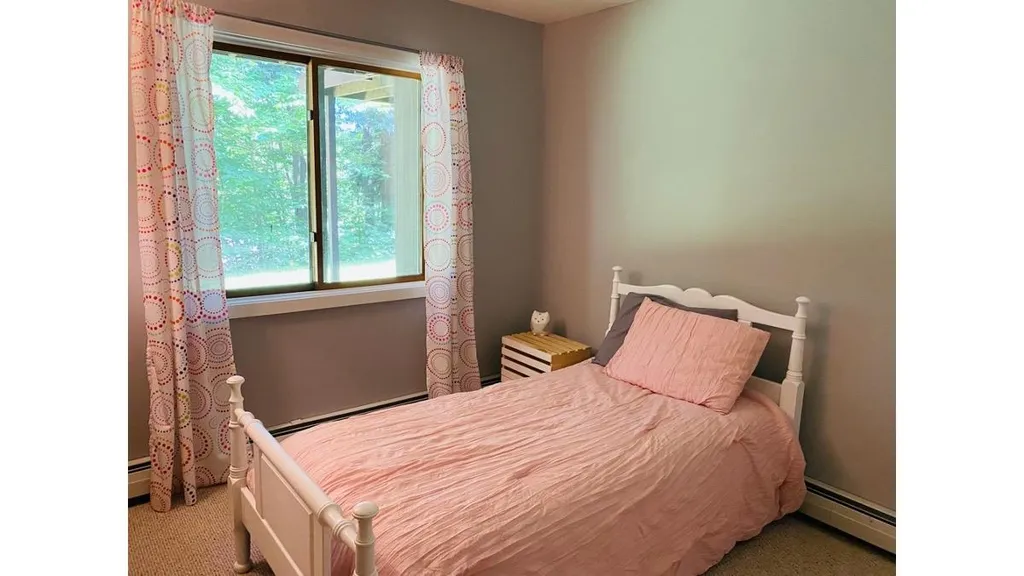 253 Old Quechee Road Hartford VT 05001