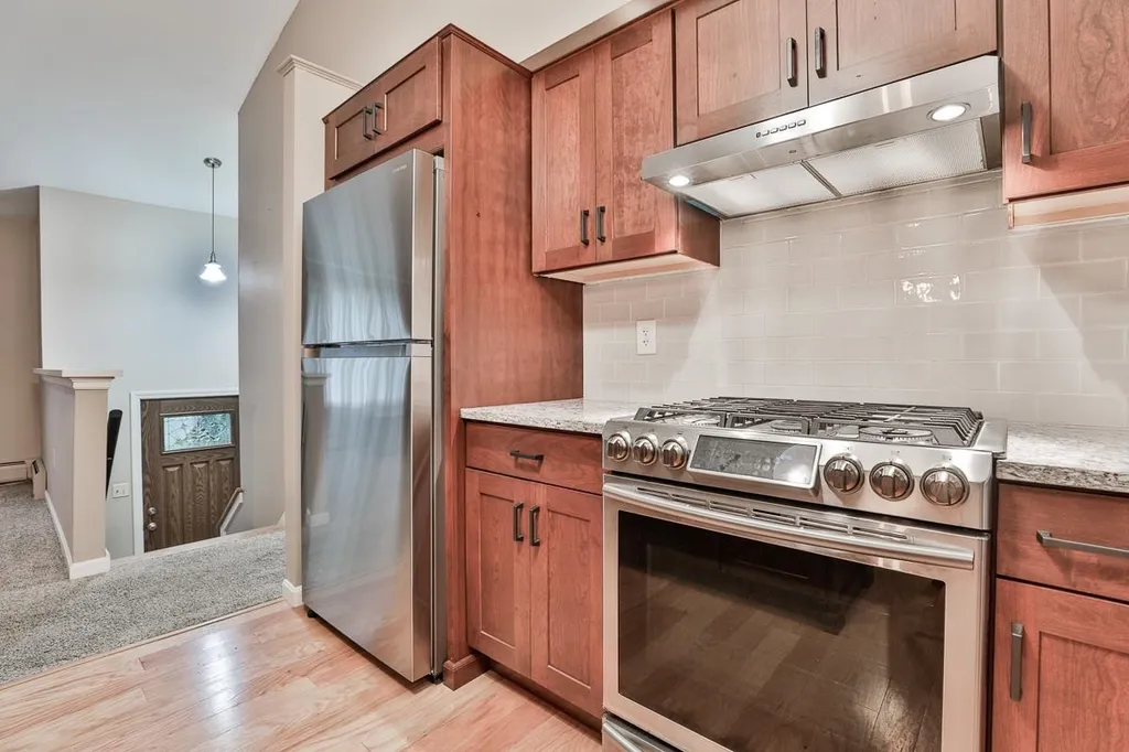 11 Patricia Drive Hudson NH 03051