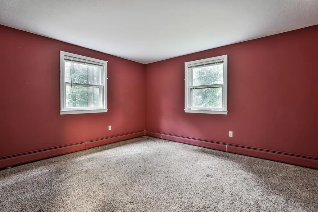 11 Patricia Drive Hudson NH 03051