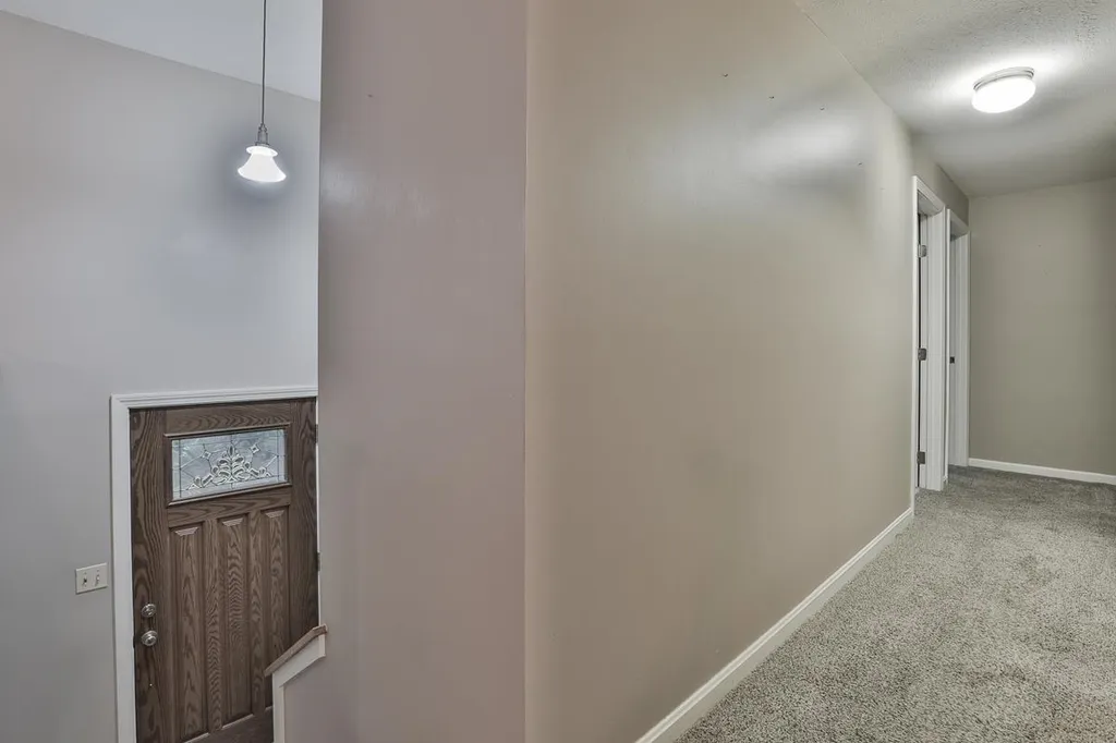11 Patricia Drive Hudson NH 03051