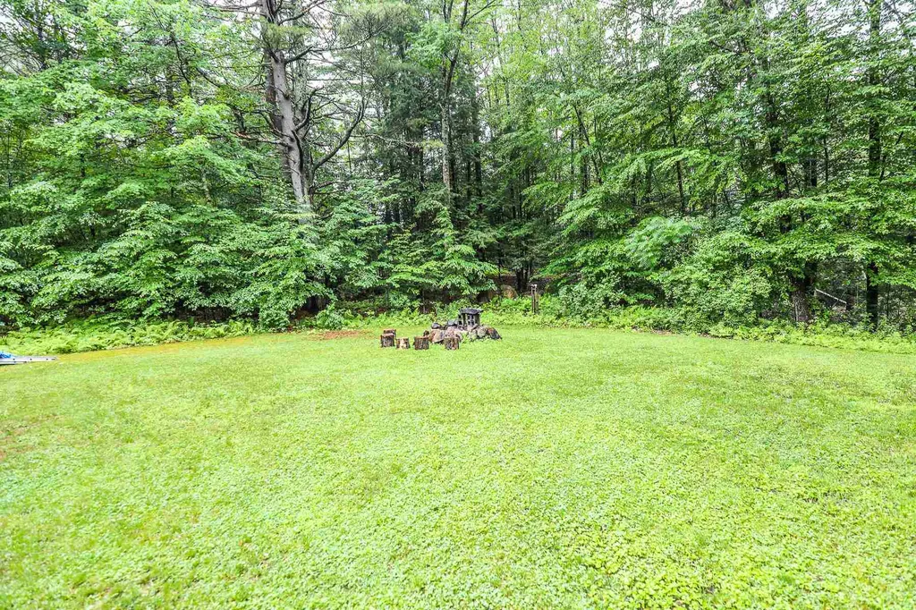 37 Peaslee Hill Road Weare NH 03281