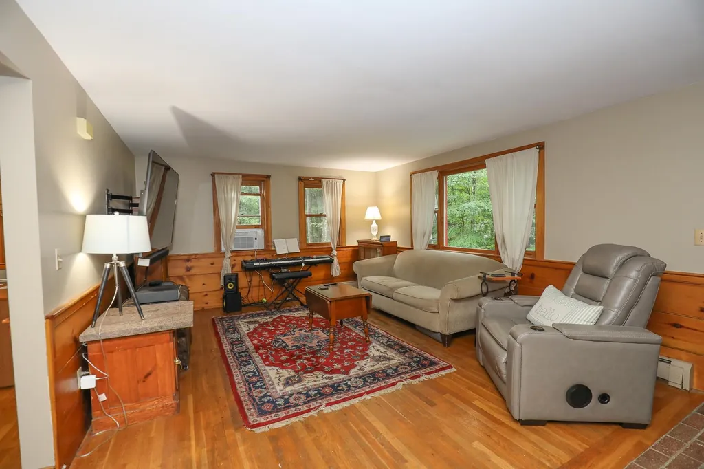 37 Peaslee Hill Road Weare NH 03281