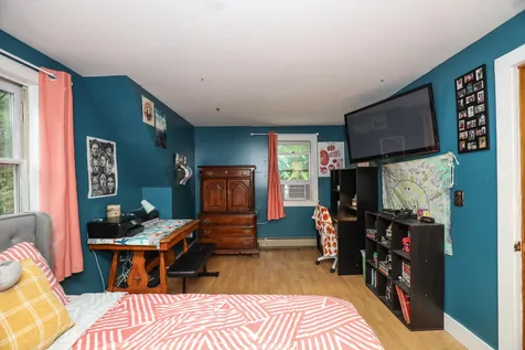 37 Peaslee Hill Road Weare NH 03281