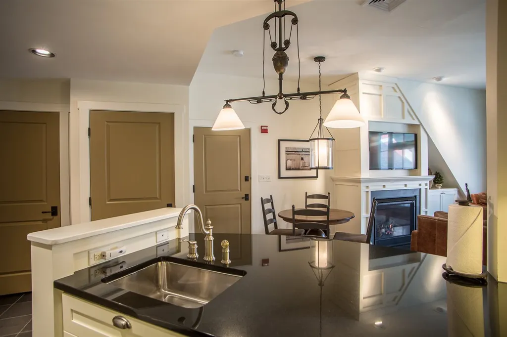 102 Forest Drive Warren VT 05674