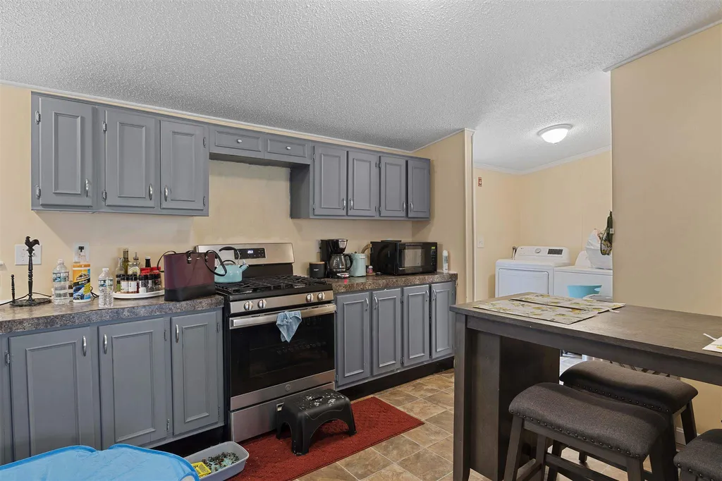 26 Garnet Lane Merrimack NH 03054