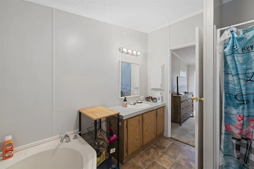 26 Garnet Lane Merrimack NH 03054