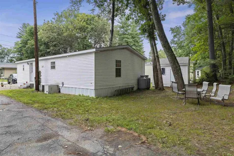 26 Garnet Lane Merrimack NH 03054