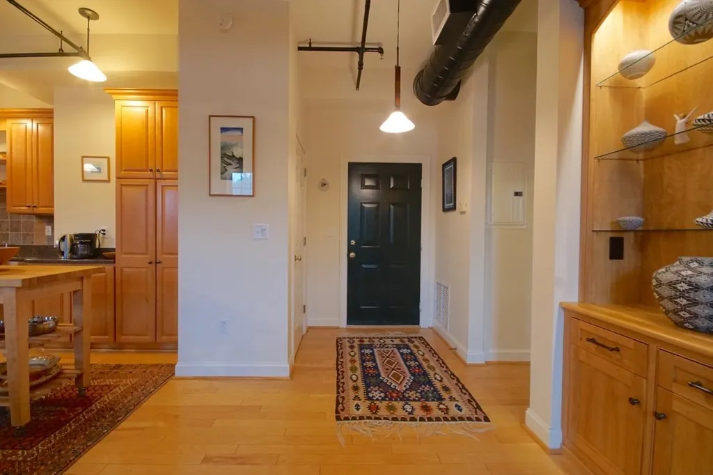 6 Bay Road Newmarket NH 03857