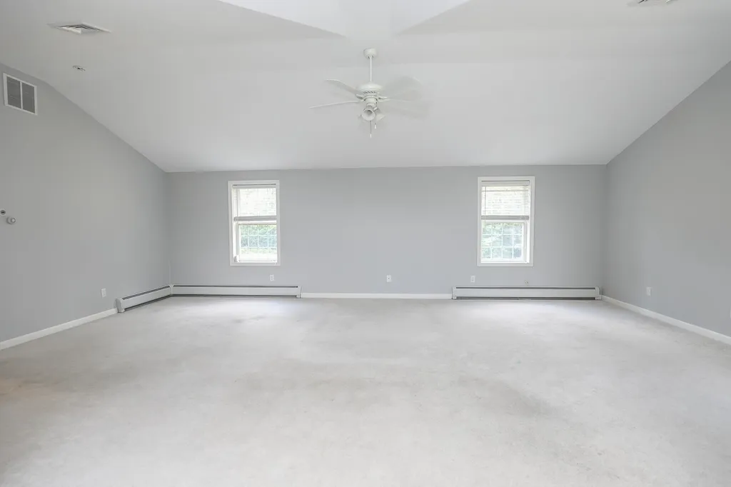 88 Berry Patch Lane Auburn NH 03032