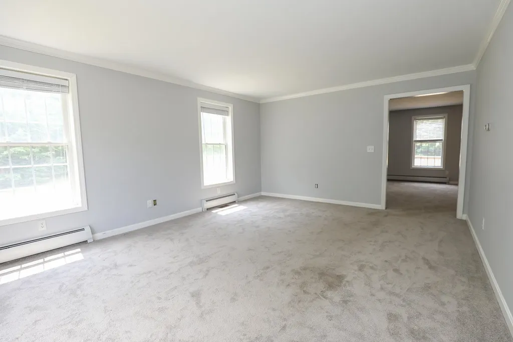 88 Berry Patch Lane Auburn NH 03032