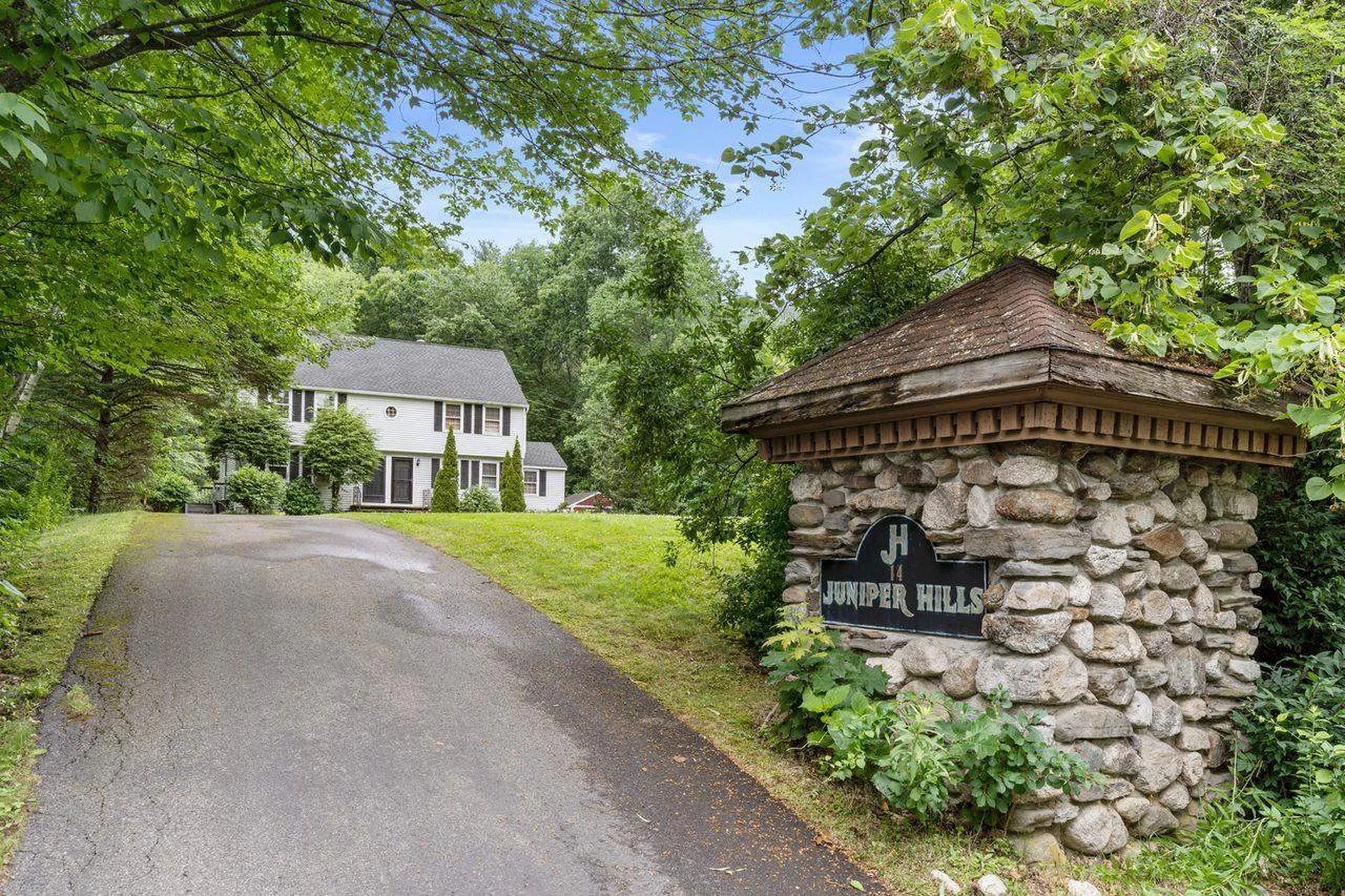 14l Juniper Road Derry NH 03038