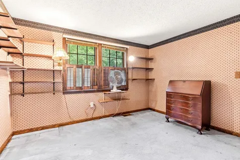 14l Juniper Road Derry NH 03038