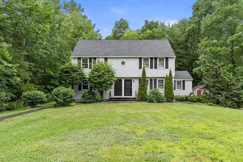 14l Juniper Road Derry NH 03038