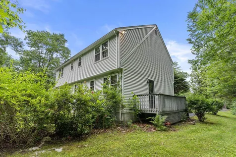 14l Juniper Road Derry NH 03038