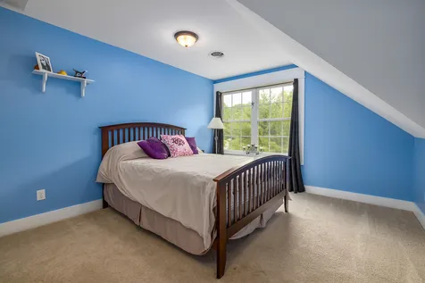 32 Holly Lane Greenland NH 03840