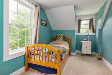 32 Holly Lane Greenland NH 03840