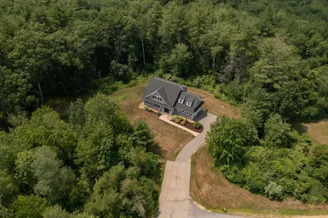 32 Holly Lane Greenland NH 03840